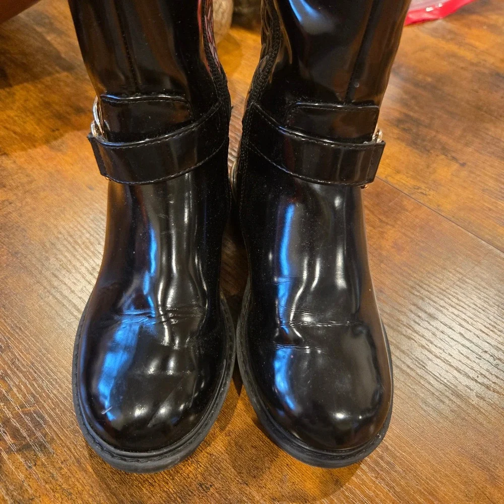 River Island Girls Black‎ Patent Quilted Monogram Tall Boots Gold Buckle Size 11